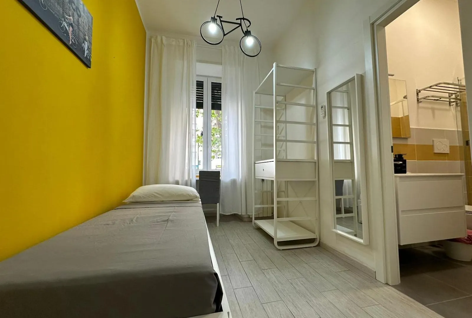 Affittacamere Hotel Bed&Bikerome Angelico