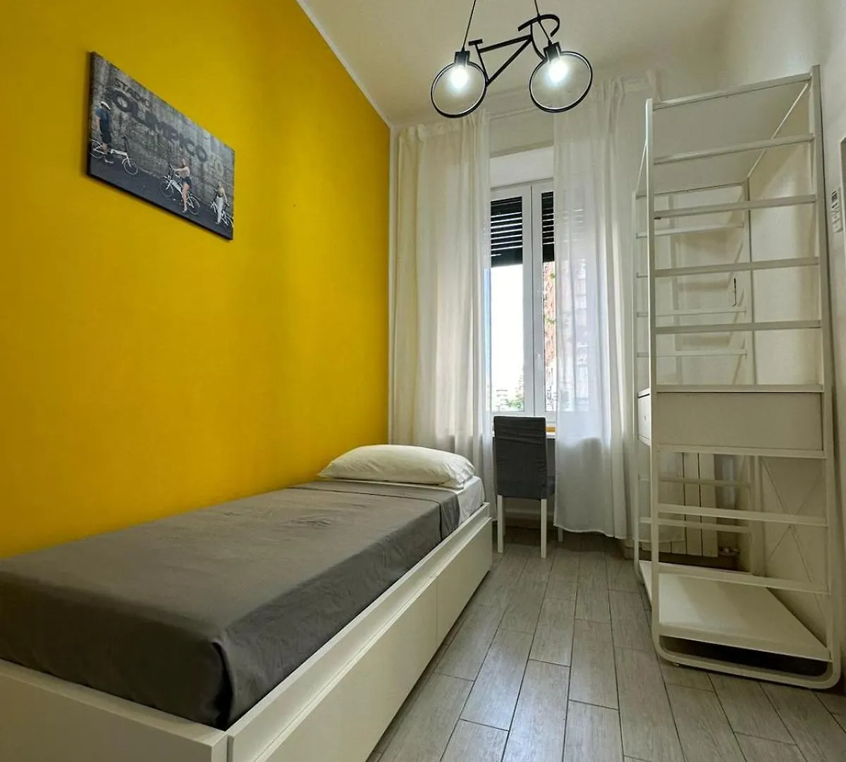 Guest house Bed&Bikerome Angelico Hotel